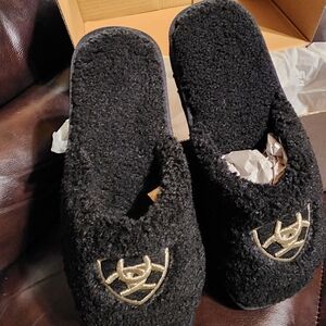 Ariat Women's Cozy Black Slippers
